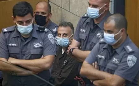 الاحتلال يواصل عزل المعتقل يعقوب قادري منذ 32 شهراً