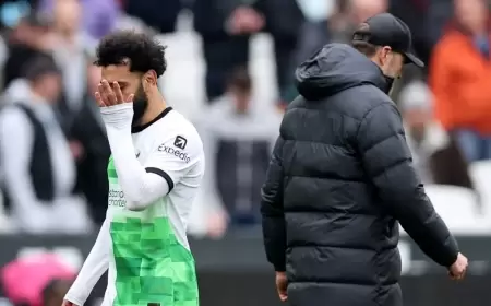 كلوب: موضوع صلاح انتهى.. والمصري يهدد: سأشعل "حريقاً"