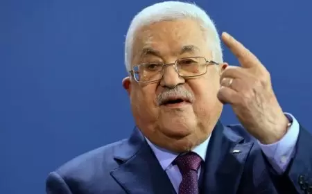 الرئيس عباس: لا بد من حل سياسي يجمع الضفة وغزة بدولة مستقلة