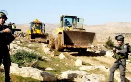 الاحتلال يستولي على جرافة شمال رام الله