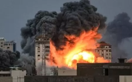 مع دخول العدوان يومه الـ211: الاحتلال يواصل قصفه الصاروخي والمدفعي على قطاع غزة مخلّفا عشرات الشهداء والجرحى