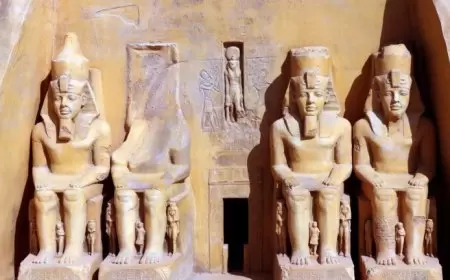 مصر.. جمع 300 ألف توقيع لاسترداد حجر رشيد من بريطانيا