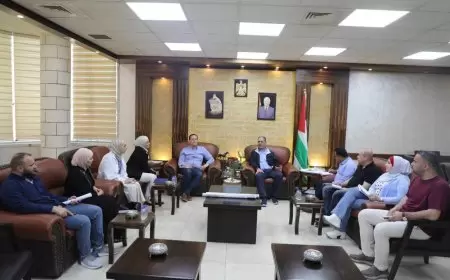 محافظ طولكرم مصطفى طقاطقة يناقش مجموعة من القضايا المشتركة مع وفد من أوتشا والأنوروا