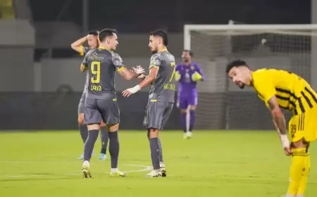 الوصل يهزم اتحاد كلباء ويقترب من اللقب