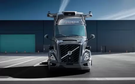 فولفو وأورورا تقدمان شاحنة ذاتية القيادة