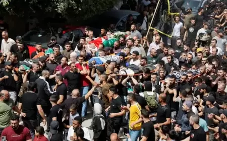 جماهير حاشدة تشيع جثامين 12 شهيداً ارتقوا خلال العدوان على جنين