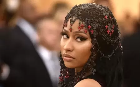 إطلاق المغنية نيكي ميناج بعد توقيفها في هولندا وبحوزتها مخدرات