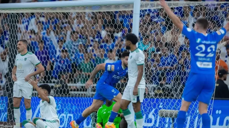 قطار الهلال يواصل المسير بنقاط أهلي جدة