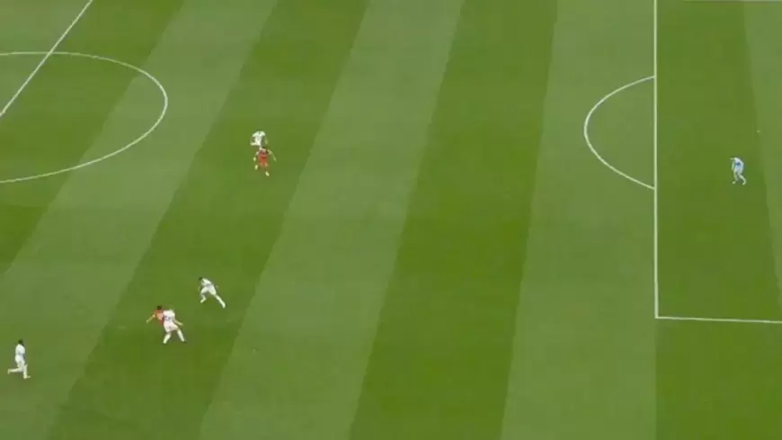 أندية الدوري الإنجليزي تثور ضد الـ "فار" وتطلب إلغاءه