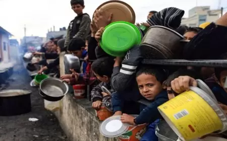 استشهاد طفل نتيجة التجويع في قطاع غزة