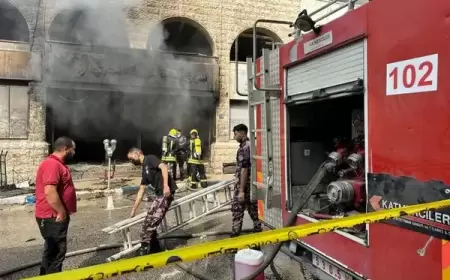 إصابات بالاختناق بحريق في قاعة أفراح بمدينة البيرة