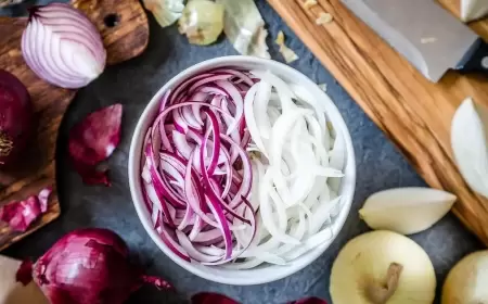 تناول البصل يوميًا يقلب حياتك.. كل مضغة بفائدة