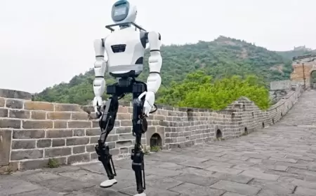 لأول مرة... مشاهد لروبوت يمشي كالإنسان على سور الصين العظيم