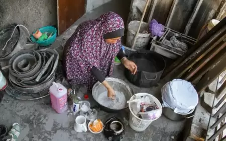 غزة: شبح "الكوليرا" يتجوّل بين خيام النازحين!