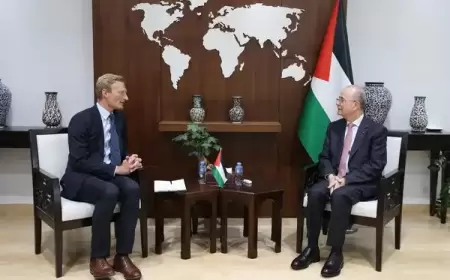 مصطفى يبحث مع برنامج الغذاء العالمي تعزيز الجهد الإغاثي وتنسيق العمل في الضفة وغزة