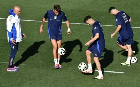 مدرب إيطاليا: خصصت غرفتين للعب "البلاي ستيشن" أثناء "اليورو"