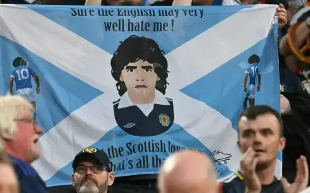 ظهور "غير متوقع" لمارادونا في افتتاح كأس أوروبا