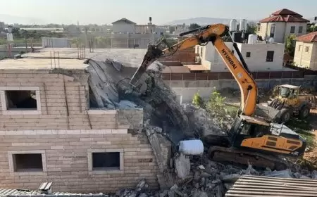 الاحتلال يهدم منزلين شرق أريحا