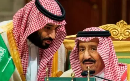 الملك السعودي وولي عهده يعزيان ملك المغرب بوفاة والدته