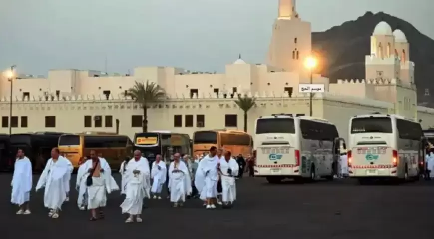 إبعاد 300 ألف شخص من مكة لعدم حملهم تصاريح