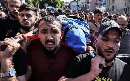 ‫ جماهير شعبنا في طولكرم تشيع جثمان الشهيد سعيد جابر