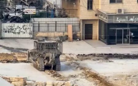 الاحتلال يواصل عدوانه على مخيم نور شمس ويُحدث دمارا واسعا بالبنية التحتية وممتلكات المواطنين