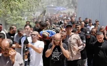 جماهير طولكرم تُشيع جثامين الشهداء الأربعة في حشد مهيب