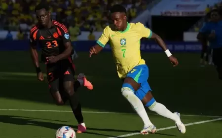 البرازيل تفقد خدمات فينيسيوس في مباراة الأوروغواي