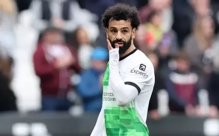 ليفربول يهدد صلاح: التجديد مقابل الانتقال