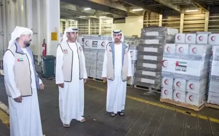 ضمن عملية "الفارس الشهم 3".. إبحار سفينة المساعدات الإماراتية الرابعة بحمولة 5340 طناً لدعم سكان قطاع غزة