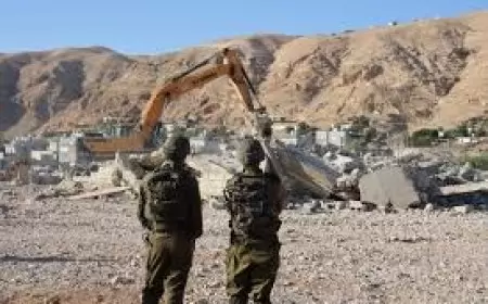 الاحتلال يشرع بهدم منشآت شرق أريحا