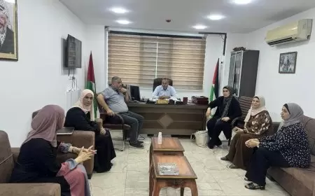 جمال العمر يستقبل جمعية نور شمس النسوية واللجنة الشعبية لخدمات المخيم