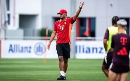 كومباني يرفض التعليق على مستقبل نجوم بايرن