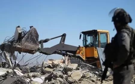 الاحتلال يهدم 3 منشآت سكنية في الجفتلك