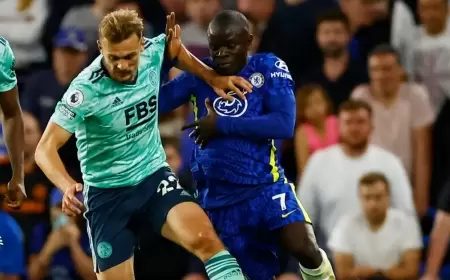 لاعب تشيلسي يعترف: نظفت حذاء كانتي