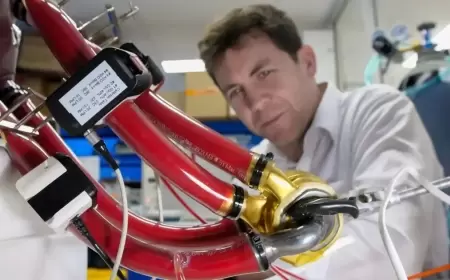 لأول مرة.. قلب من التيتانيوم بصدر مريض حي