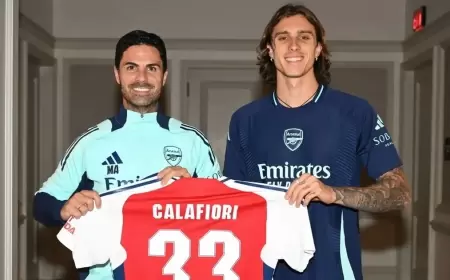 أرسنال يتعاقد مع المدافع الإيطالي الدولي كالافيوري