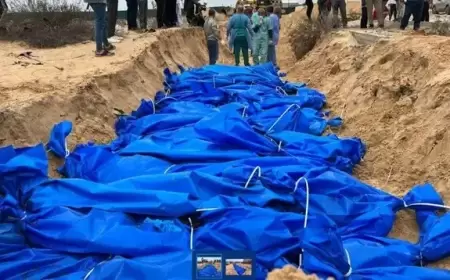 بعد انسحاب الاحتلال.. انتشال جثامين 20 شهيداً من رفح وخان يونس