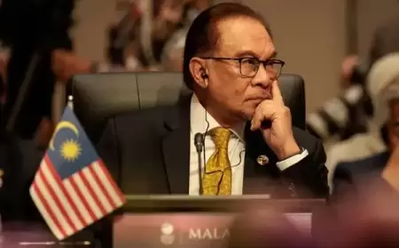 رئيس وزراء ماليزيا غاضب بسبب حذف فيسبوك منشورا له عن اغتيال هنية