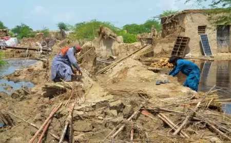 فيضانات تغمر لاهور ثاني أكبر مدن باكستان بعد "أمطار قياسية"ر