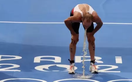 تقيأ 10 مرات.. ما علاقة نهر السين بمرض بطل أولمبي؟