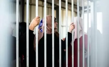 الاحتلال يواصل اعتقال 86 أسيرة في سجن "الدامون"