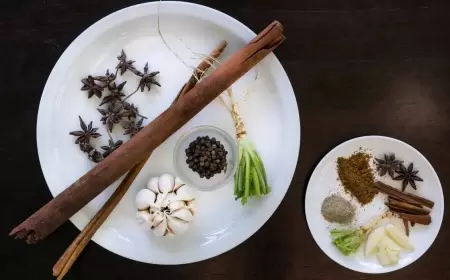 قرفة وفلفل أسود في كوب شاي.. وصفة لخفض السكر في الدم