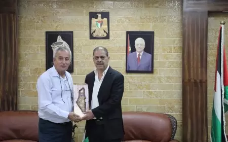 بتبرع سخي من المجتمع المحلي وأهل الخير  مديرية الصحة  تشيد برعاية محافظ طولكرم مصطفى طقاطقة وجهود لجنة تاثيث المبنى الجديد للمديرية