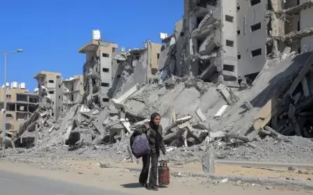 وزير التربية والتعليم العالي يتابع قضايا طلبة قطاع غزة في القاهرة