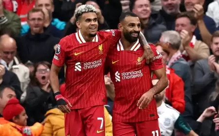 صلاح ودياز يقودان ليفربول للفوز على برينتفورد