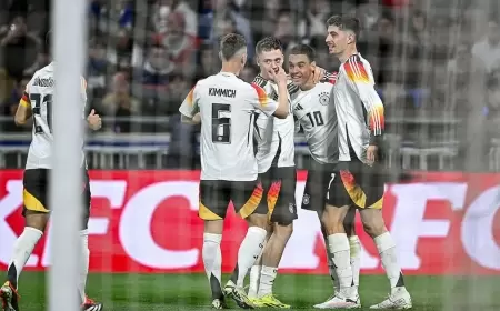 ناغلسمان يريح ثلاثي بايرن عن تدريبات ألمانيا