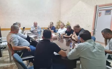 محافظ طولكرم مصطفى طقاطقة خلال لقاء وزير الحكم المحلي د. سامي حجاوي، للوقوف على إحتياحات أهلنا في مخيمي طولكرم ونور شمس والمدينة والضواحي  والتحرك الفوري لازالة اثار هذا العدوان.