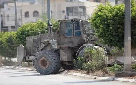 الاحتلال يواصل عدوانه على مدينة ومخيم طولكرم وسط دمار وتخريب في البنية التحتية والممتلكات