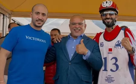 ولي العهد البحريني يحضر منافسات بطولة العالم للقدرة في مونبازير الفرنسية